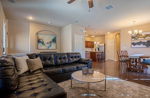 El Paso House | The Boulder Haven