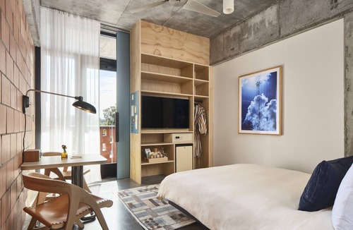 Barton Heights Hotel | The Carpenter Hotel