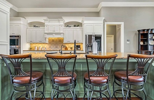 Lorena House | The Green Ranch House-Pool-Theatre-Hot Tub-Game Ro