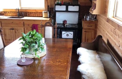 Canyon Cabin | The Hideout at Palo Duro Canyon - Buffalo Lodge