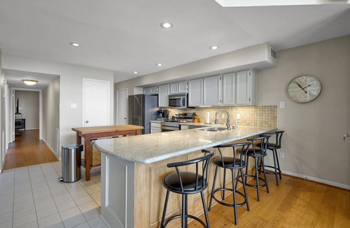 April Sound House | The Hideout | Boat Slip | Stunning Views | Fishing, Swimming & Covered Patio