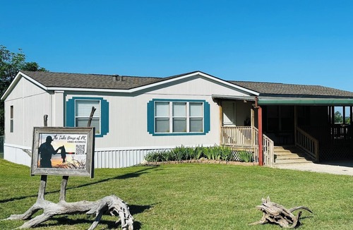 Graford House | The Lake House at PK