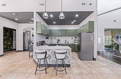 North Arlington Apartment | The Landry 326 | Spacious and Cozy 2 Bedroom 2bth