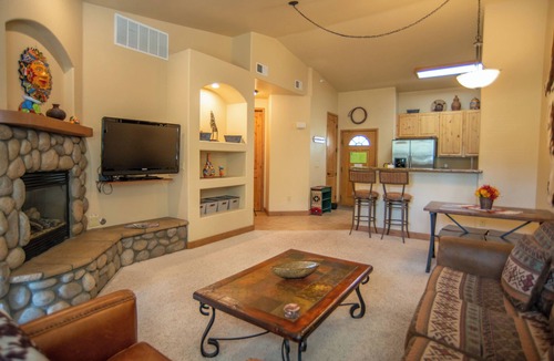 Ruidoso Condo | The Longbranch - 1 Bedroom Condo with Great Views of Midtown on the River!