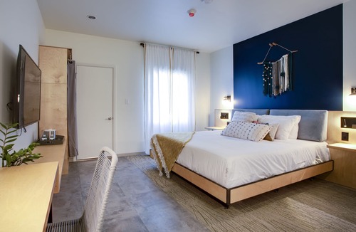 West Old Town Hotel | The Monterey Motel