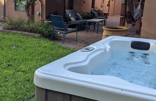 Carlsbad House | The Oasis: Guesthouse w/Lush Shared Yard & Great Location!