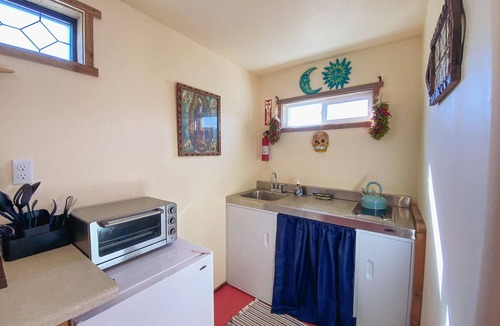 Truth or Consequences Cabin | THE OUTLAW CASITA: A Private Pet Friendly Tiny Home w/Hot Springs