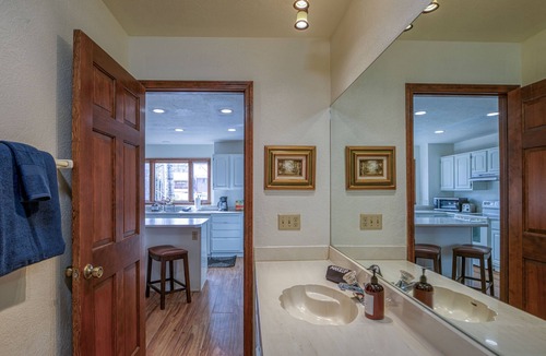 San Juan River Village House | The perfect hideaway among the pines in San Juan River Village.