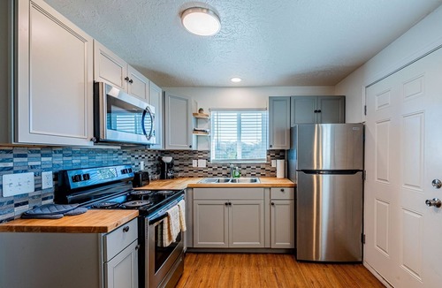 University Heights Apartment | The Princeton Suite 7 | 1 Bed, 1 Bath