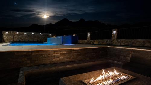 Las Cruces House | The Royal View Villa At Red Hawk