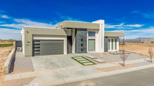 Las Cruces House | The Royal View Villa At Red Hawk