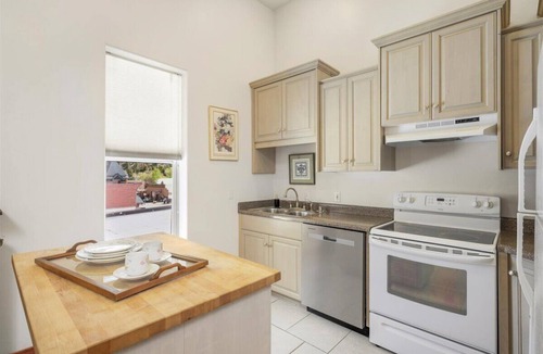 Ouray Apartment | The Teller's Corner NEW UNIT "A Citizen's State Bank Collective" Property