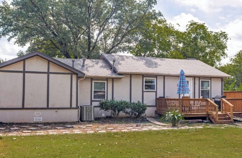 Roanoke House | The Texas Get-Away in Roanoke