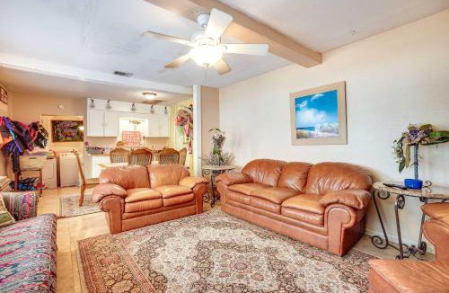 Trinity House | 'The Whacky Shack' Family Cabin w/Fire Pit!