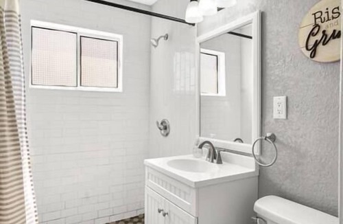 Biggs Field Apartment | This apartment is a 1 bedroom(s), 1 bathrooms, located in El Paso, TX.