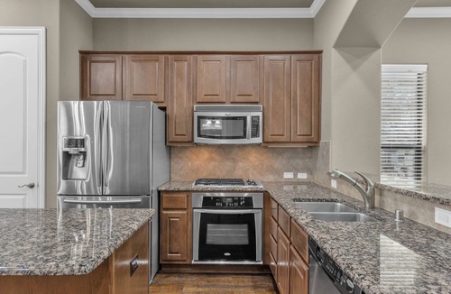 Legacy Town Center North House | Townhome Located in the heart of Legacy Shops