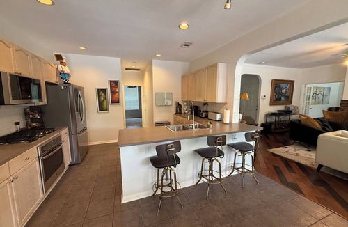 Scofield Farms House | Tranquil 4-Bedroom - Private Pool & Greenbelt Views – Comfortable Family Escape
