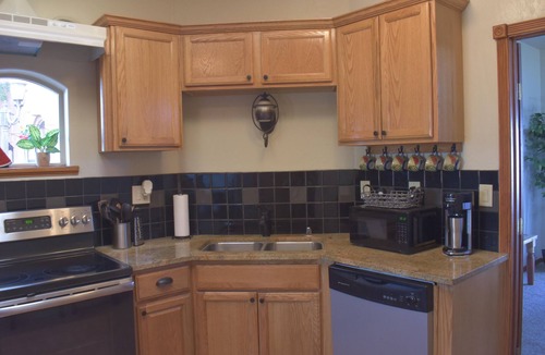 Rio Rancho Villa | Truly Charming Casita, Old World look with all the modern conveniences.