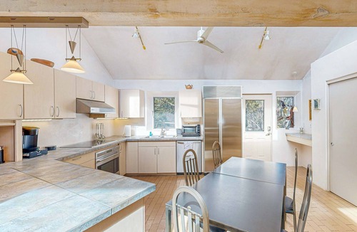 La Tierra House | Tucked Away - Santa Fe Charm for 30 day Stays