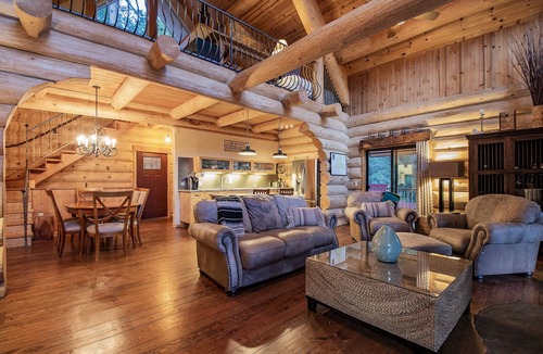 Summerhaven Cabin | Tucson Tri-Level Mt Lemmon Retreat w/multiple decks is walkable to Summerhaven