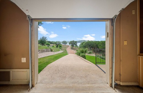 Point Venture House | Tuscany - Lake Travis Lakefront - Private Dock