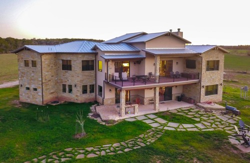 Goldthwaite House | Twin Hills River Ranch Elegant Goldthwaite Escape, sleeps 20+