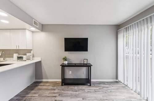Park Central Apartment | Two-Story Furnished 1 Bd Apartment I Pool