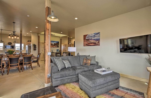 Lewis Cottage | Unique Cortez Family Getaway w/Mountain Views!