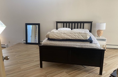 Zuzax House | Unique Home in Upscale Neighborhood