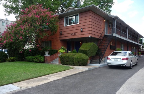 Knox - Henderson Apartment | Uptown Dallas – Charming Studio 1B, WiFi, Parking, Near Restaurants & Shops