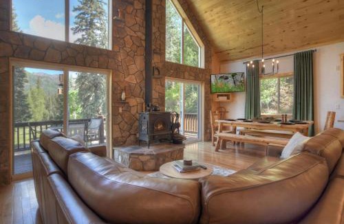 Bayfield House | Vallecito Hillside Hideaway in Bayfield CO