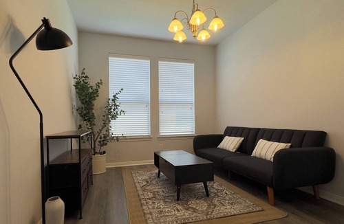 Barker House | Very spacious- luxury master bedroom, new furniture attach private bathroom