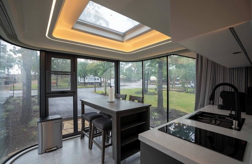 Bridgeport Apartment | Vessel 5 - Minimalist Lake Vessel | Backyard Grill Natural Views