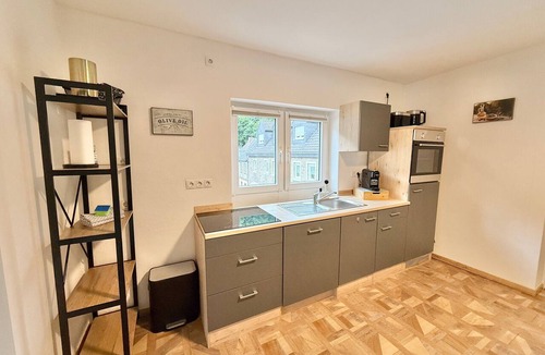 Bendorf Apartment | Vetera Apartment with Mountain View, Private Terrace & Wi-Fi