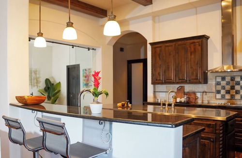 Lakeland Park House | Walk to Boat Launch: Stylish Austin Gem