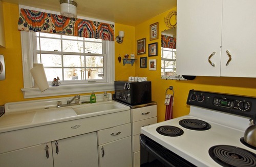 Ouray Cabin | Walk to Downtown Ouray | Cozy Cottage | BBQ Grill