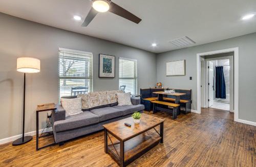 Commerce House | Walk to East Texas A&M! Home w/Pet-Friendly Yard