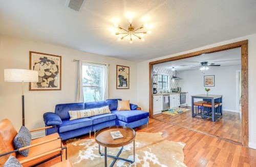 Bandera House | Walk to Main Street: Cottage w/Deck in Bandera!