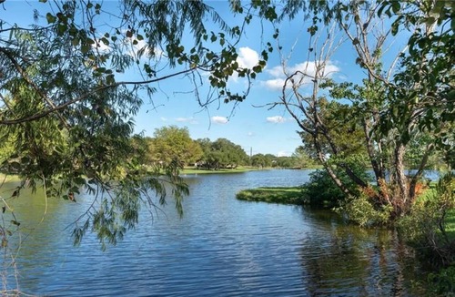 Dripping Springs House | Walk to the Lake! Idilic Getaway with all the Comforts of Home