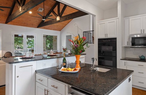 Horseshoe Bay West House | Waterfront Home | Boat Slip | Spacious Outdoor Patio | Fenced Yard