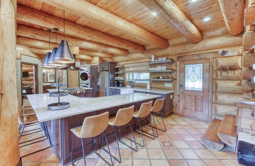 Marble Falls Cabin | Waterfront Log Lodge w/Pool, Hot Tub & Sleeps 15