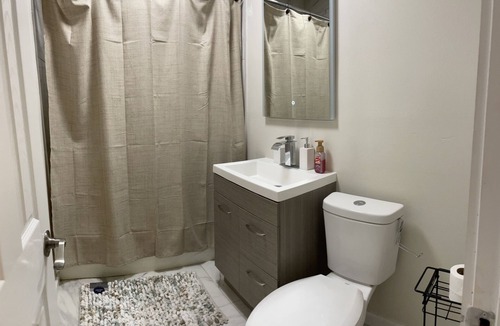 Biggs Field House | We have a very cozy 3 bedroom 2 bathroom that can sleep up to 8 guest.