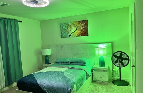 Katy House | Welcome to Daisy World! Experience comfort and style in my charming home.