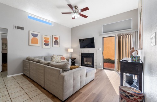 Oso Grande House | Welcome to the Oso Cozy Casita - No House guests without prior approval from host.