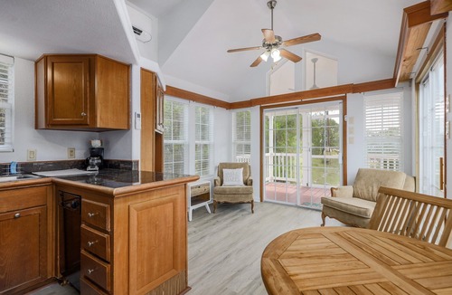 Spicewood Cottage | Welcome to The Tiny Haven at Hilltop Haven of Spicewood, Texas.