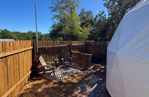 Cardinal Hills Estates Cabin | Welcoming 1-bedroom Geo-Dome with loft, AC and Heat, Wi-Fi, and private jacuzzi