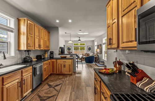 Leadville North House | Westwoods 4BR Mountain Home | Sauna + Shuffleboard | Sleeps 8 | Pet OK