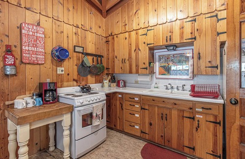 Bayfield Cabin | Wilderness Retreat on Bear Creek | Near Vallecito Trail