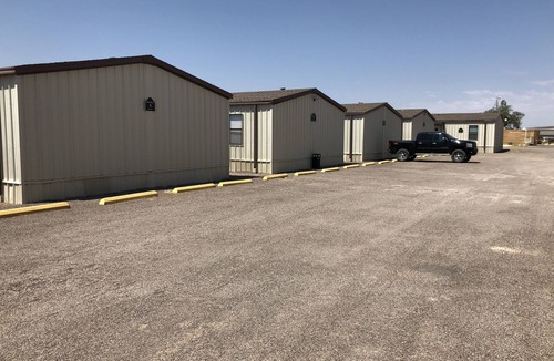 Ector County House | Workforce Lodge, quiet location, High- Speed WiFi via Fiber Optic Cable -100 Mp
