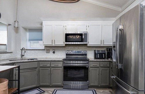 South Arlington House | World Cup,AT&T,Globe Life,Six Flags,Ft Worth-peaceful spaces indoor and out!